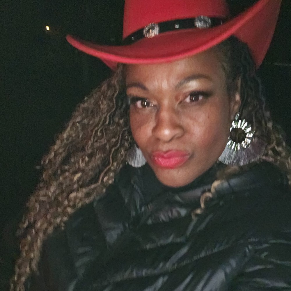 Meet your Posher, Shayla